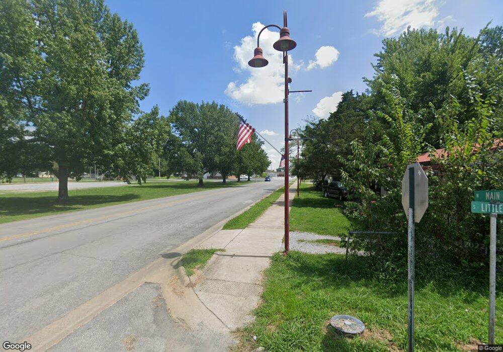 8 S Little St, Gentry, AR 72734 - photo 1