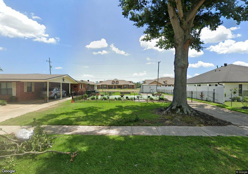 2322 S Roosevelt St, Lake Charles, LA 70607 - photo 1