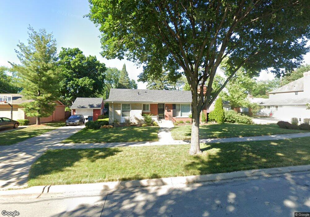 361 E Laurel Ave, Elmhurst, IL 60126 - photo 1