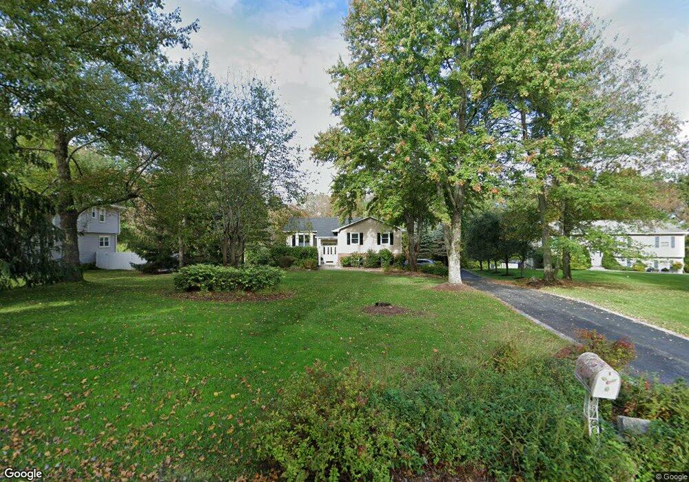 3221 S Shelley St, Mohegan Lake, NY 10547 - photo 1