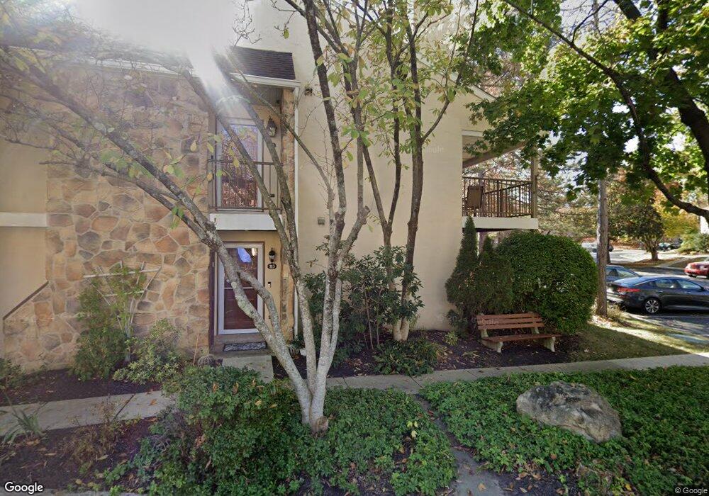 170 Valley Stream Cir, Chesterbrook, PA 19087 - photo 1