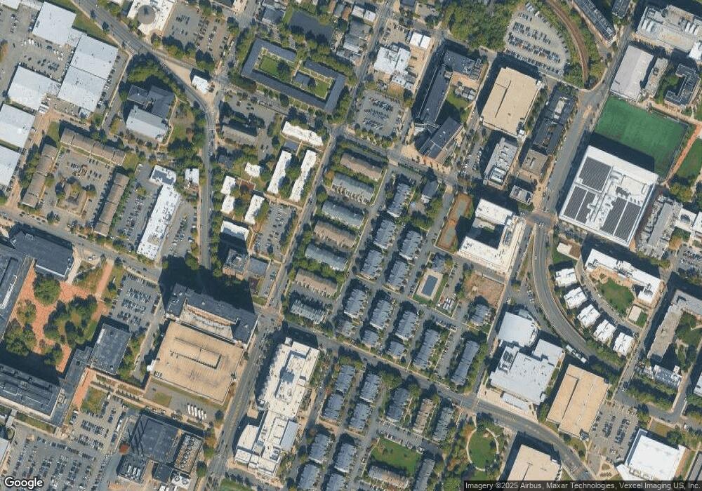 216 Matthews Dr, Newark, NJ 07103 - photo 1