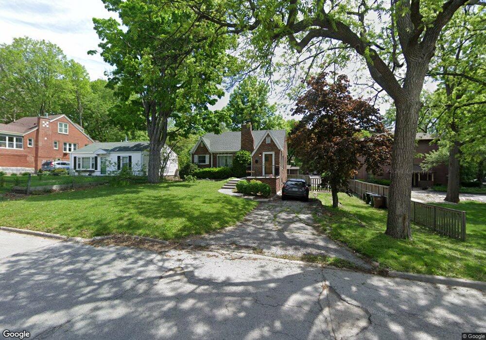 1241 66th St, Windsor Heights, IA 50324 - photo 1