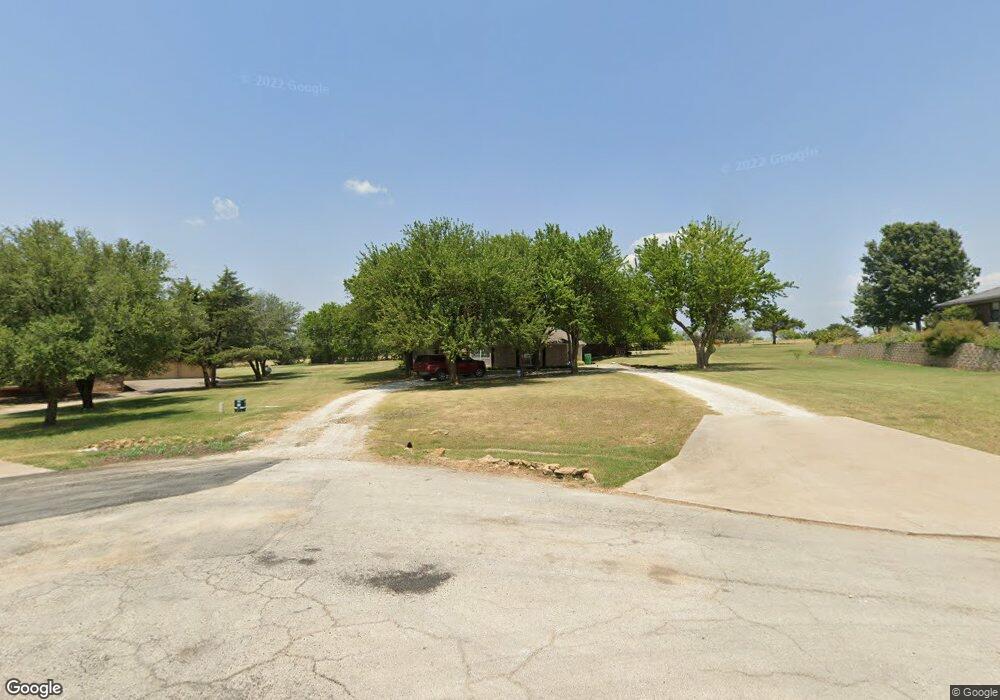 3103 Briarcliff Cir, Gainesville, TX 76240 - photo 1