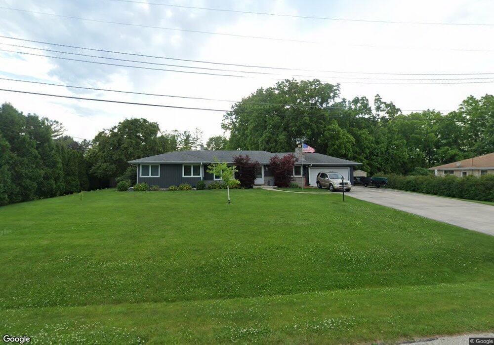 4725 N 135th St, Brookfield, WI 53005 - photo 1