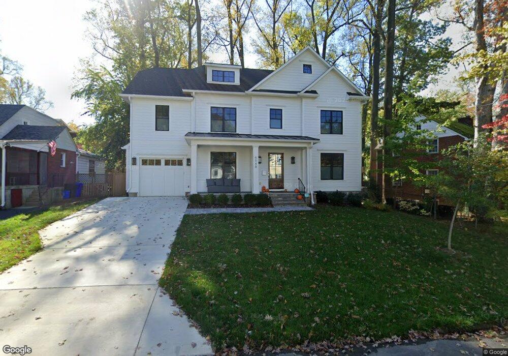 4548 N Chelsea Ln, Bethesda, MD 20814 - photo 1