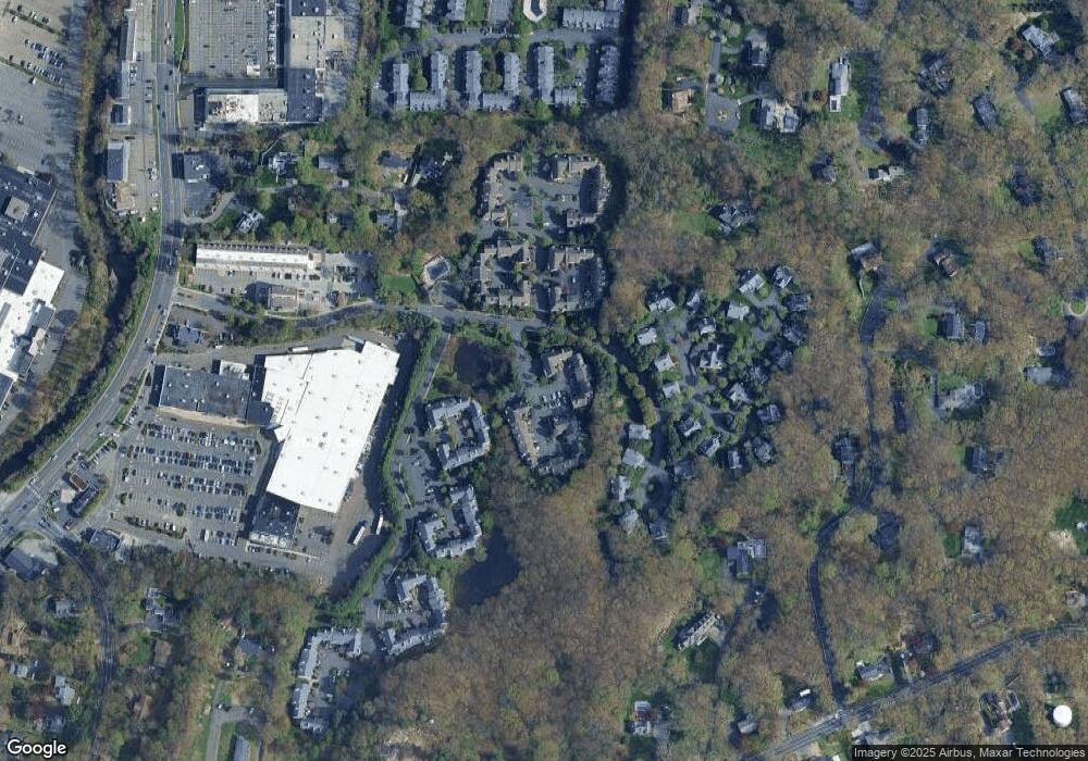 408 Foxboro Dr, Norwalk, CT 06851 - photo 1