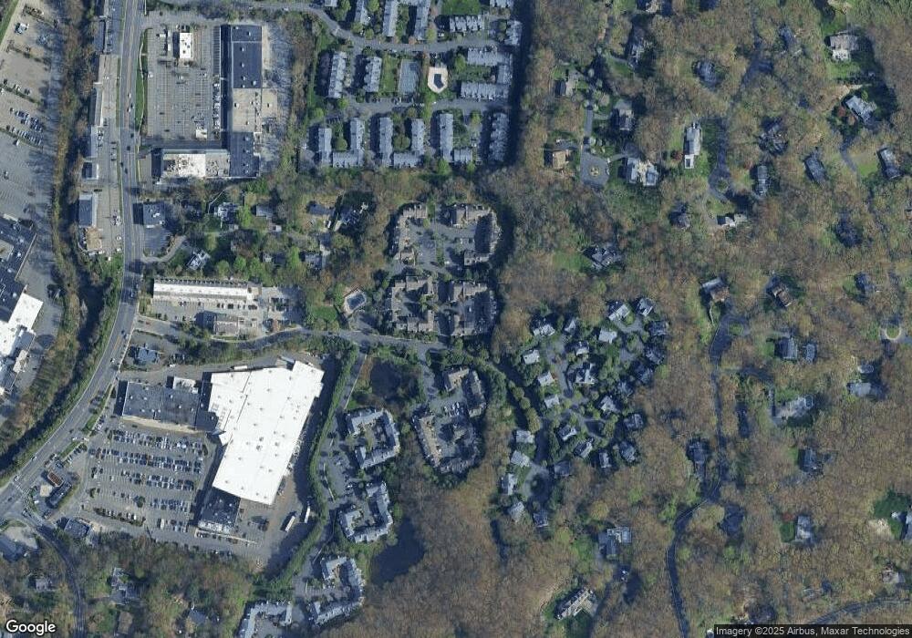 401 Foxboro Dr, Norwalk, CT 06851 - photo 1