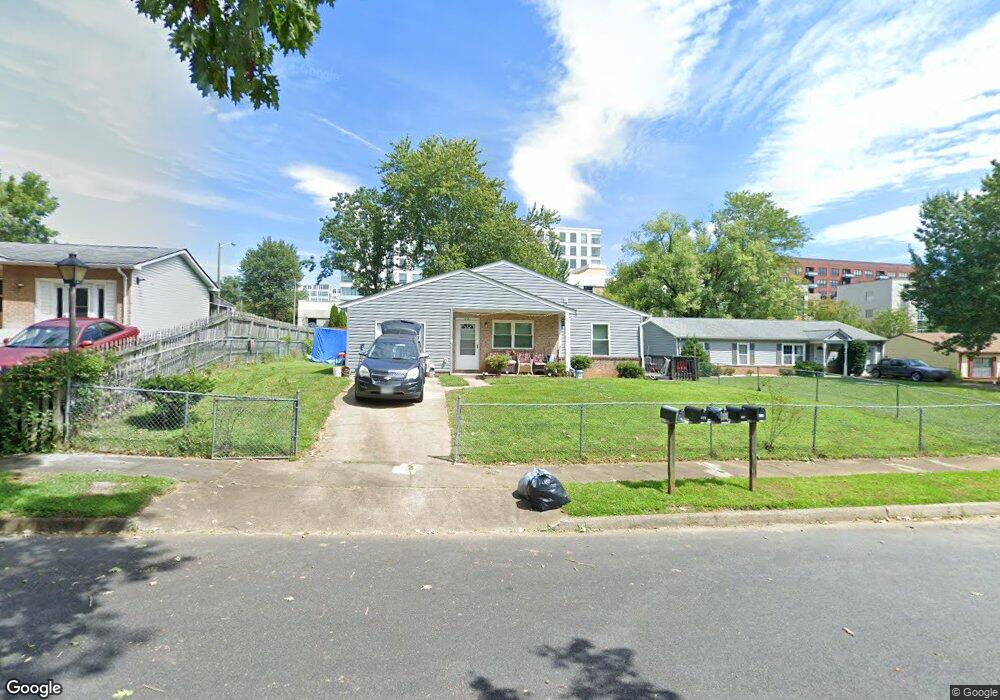 221 Dice St, Charlottesville, VA 22902 - photo 1