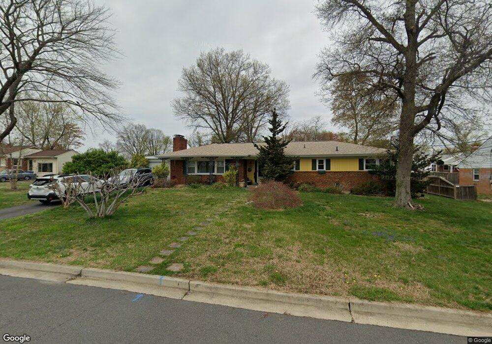 5844 Glen Forest Dr, Falls Church, VA 22041 - photo 1