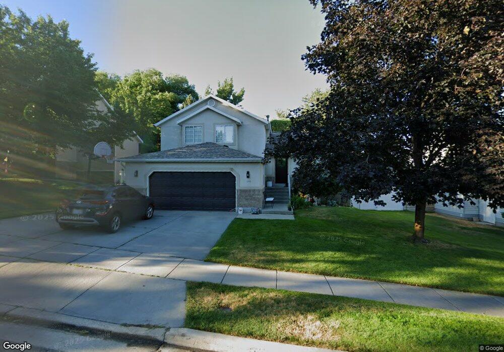 1146 E Pear Tree Dr, Sandy, UT 84094 - photo 1