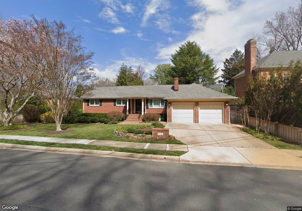 5721 Little Falls Rd, Arlington, VA 22207 - photo 1