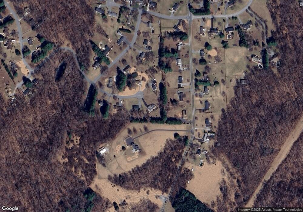 1111 King Arthur Ct, Sykesville, MD 21784 - photo 1