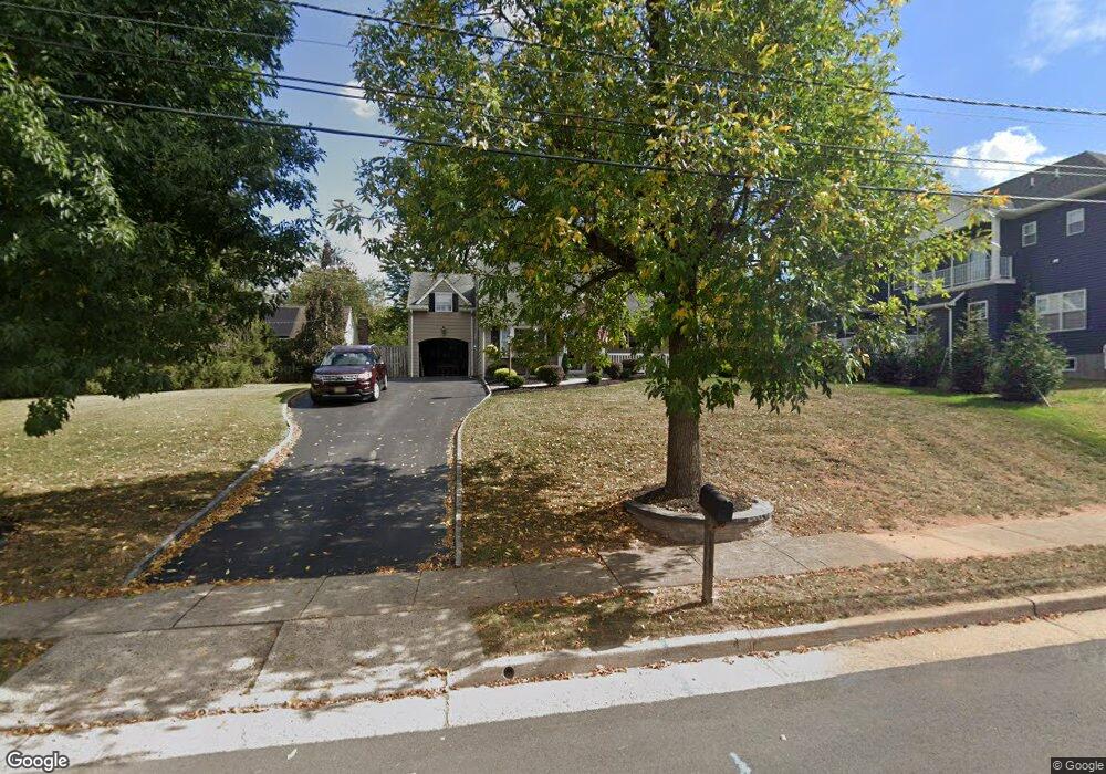 4 Doris Ct, Edison, NJ 08820 - photo 1