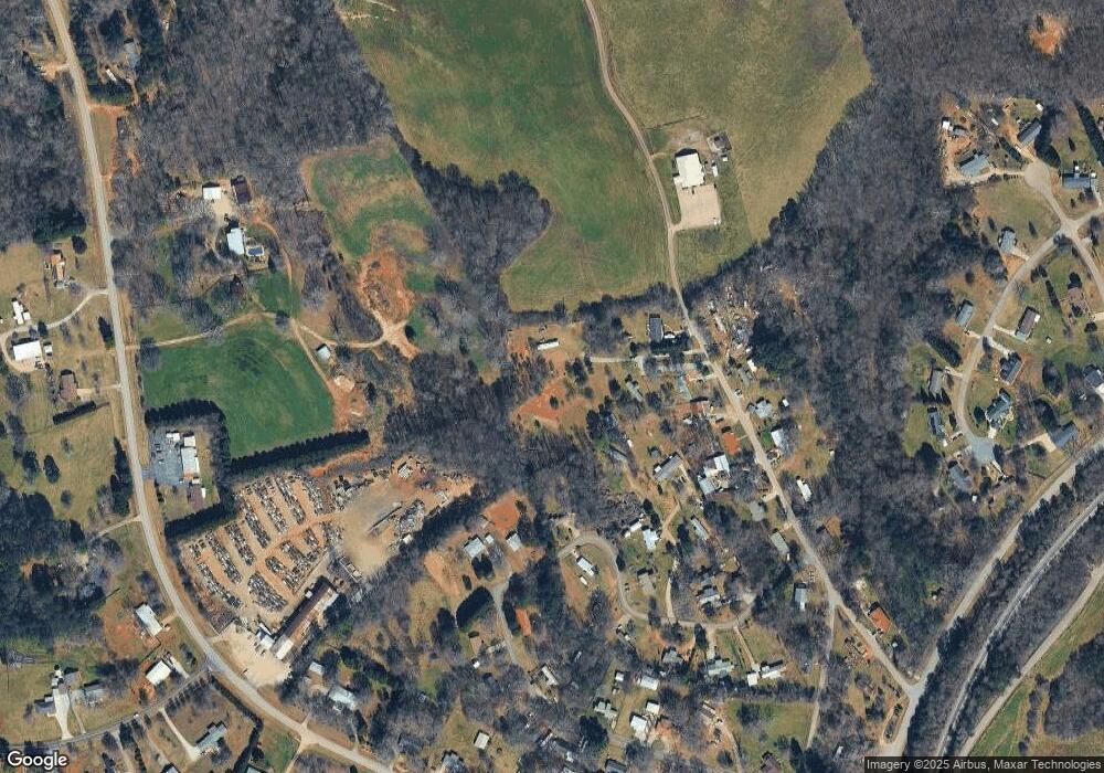 393 Wright St, Alto, GA 30510 - photo 1