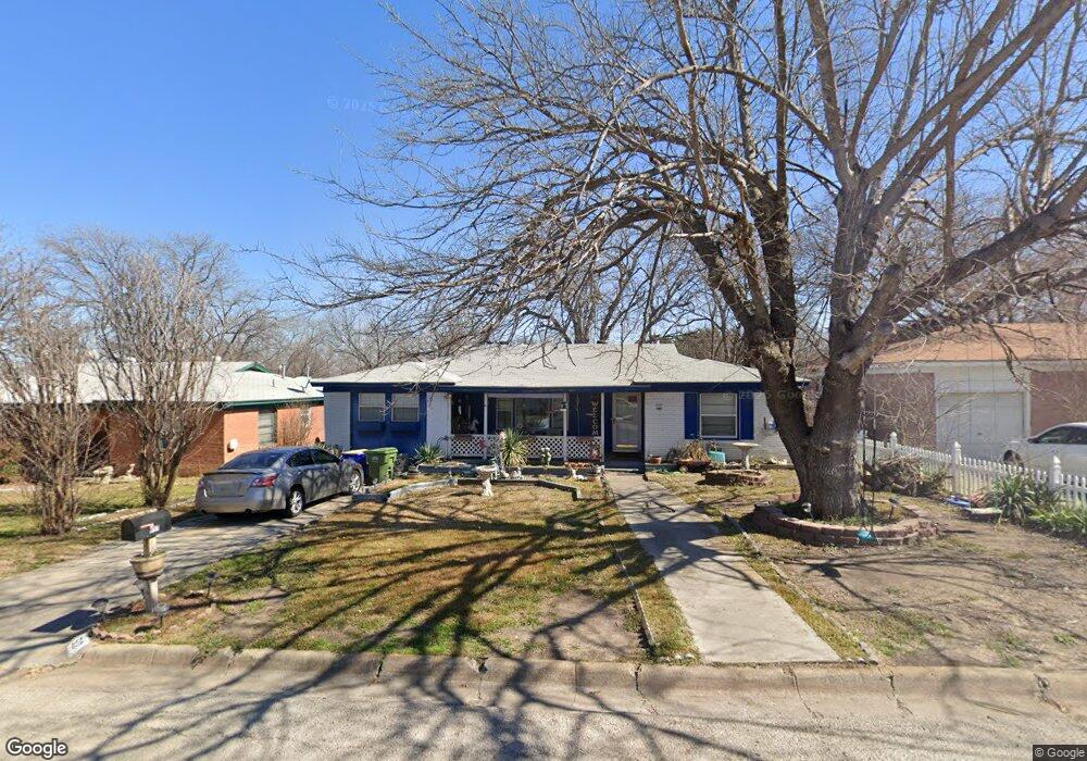 517 Sandell Dr, Fort Worth, TX 76108 - photo 1