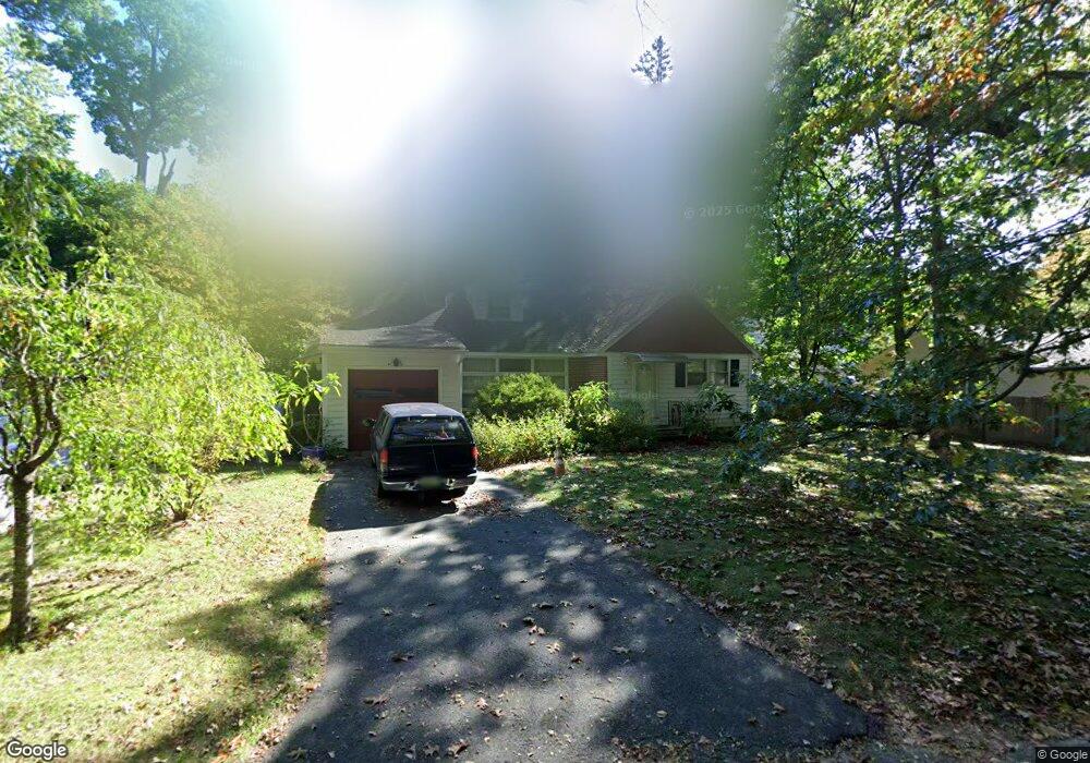 41 Weaver Rd, Springfield, MA 01107 - photo 1