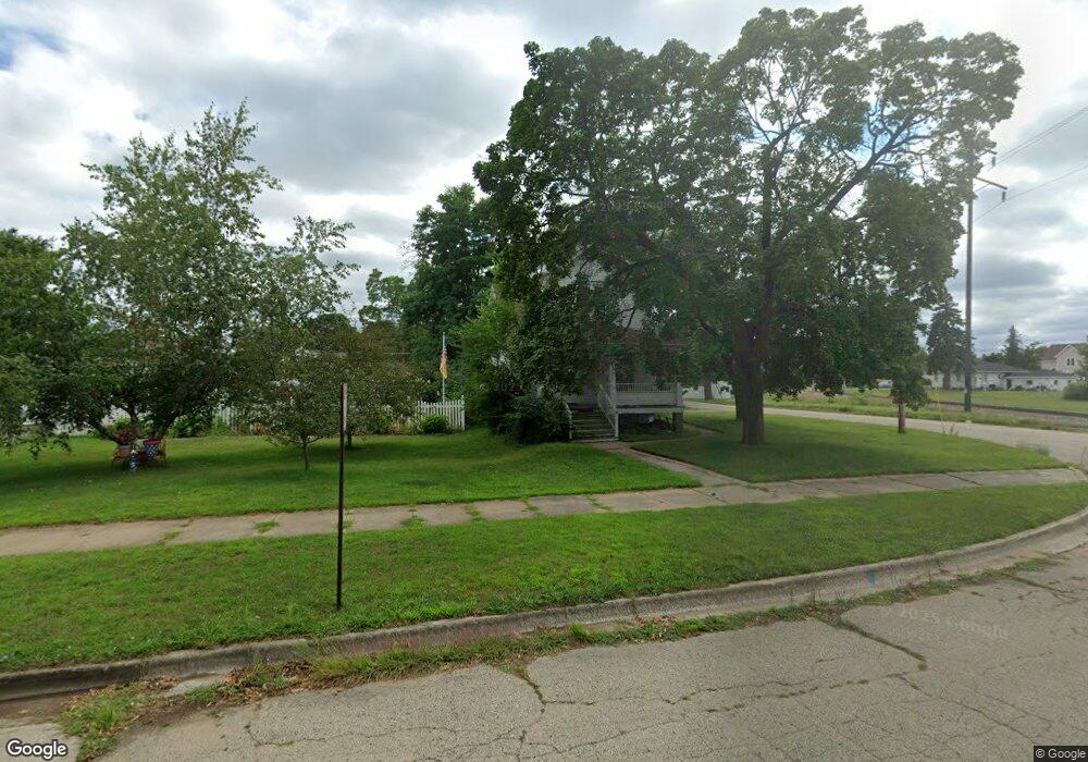 1323 15th Ave, Menominee, MI 49858 - photo 1