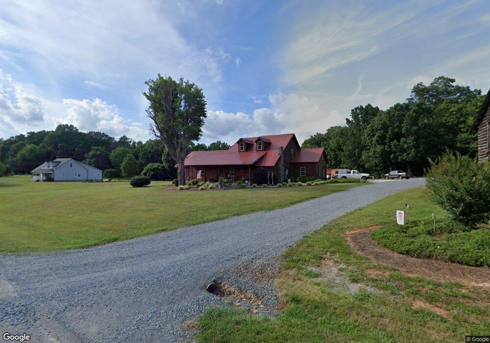 3823 Spinks Rd, Asheboro, NC 27205 - photo 1