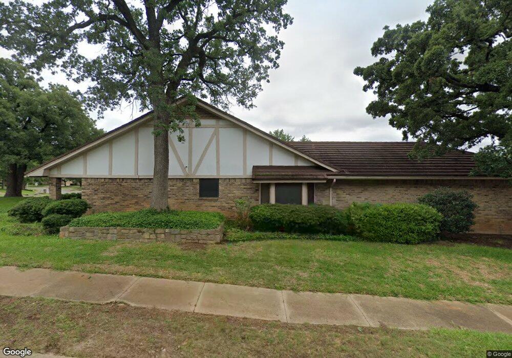 1016 Clear View Dr, Bedford, TX 76021 - photo 1