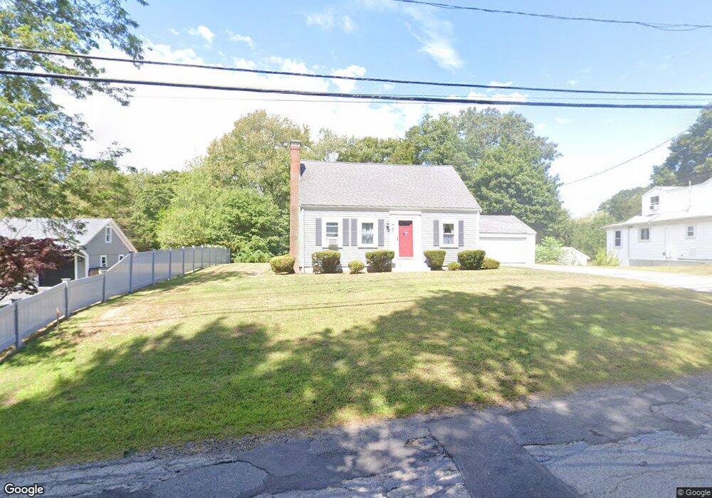 77 Hobart St, Hingham, MA 02043 - photo 1