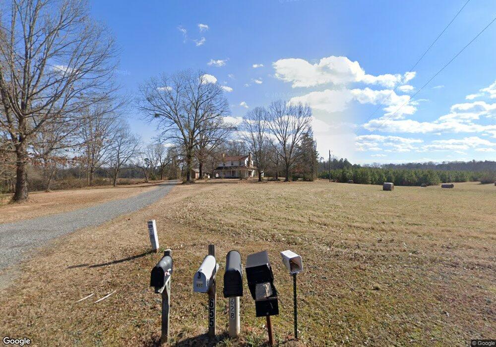 620 Thomas Rd, Clover, SC 29710 - photo 1