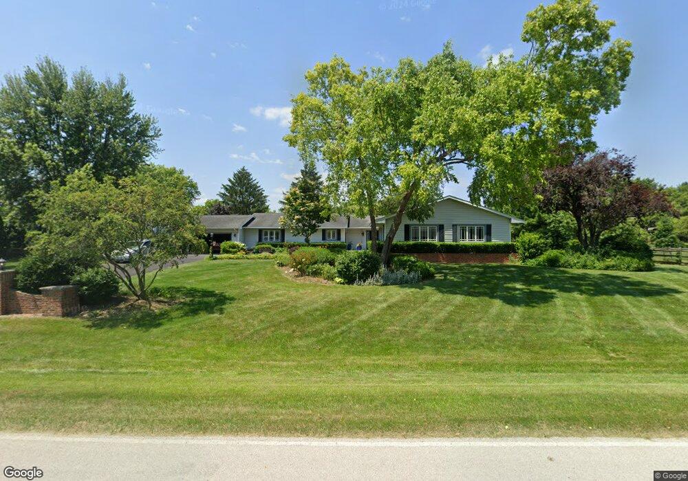 8S730 Singletree Ln, Naperville, IL 60565 - photo 1