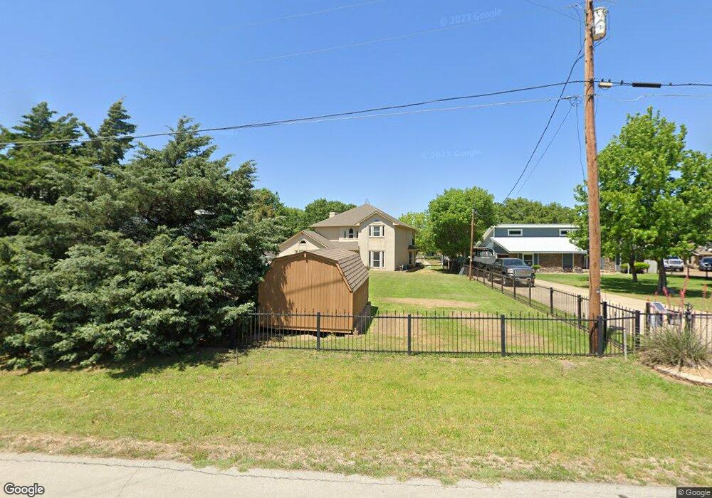 6834 Hill Ct, Azle, TX 76020 - photo 1