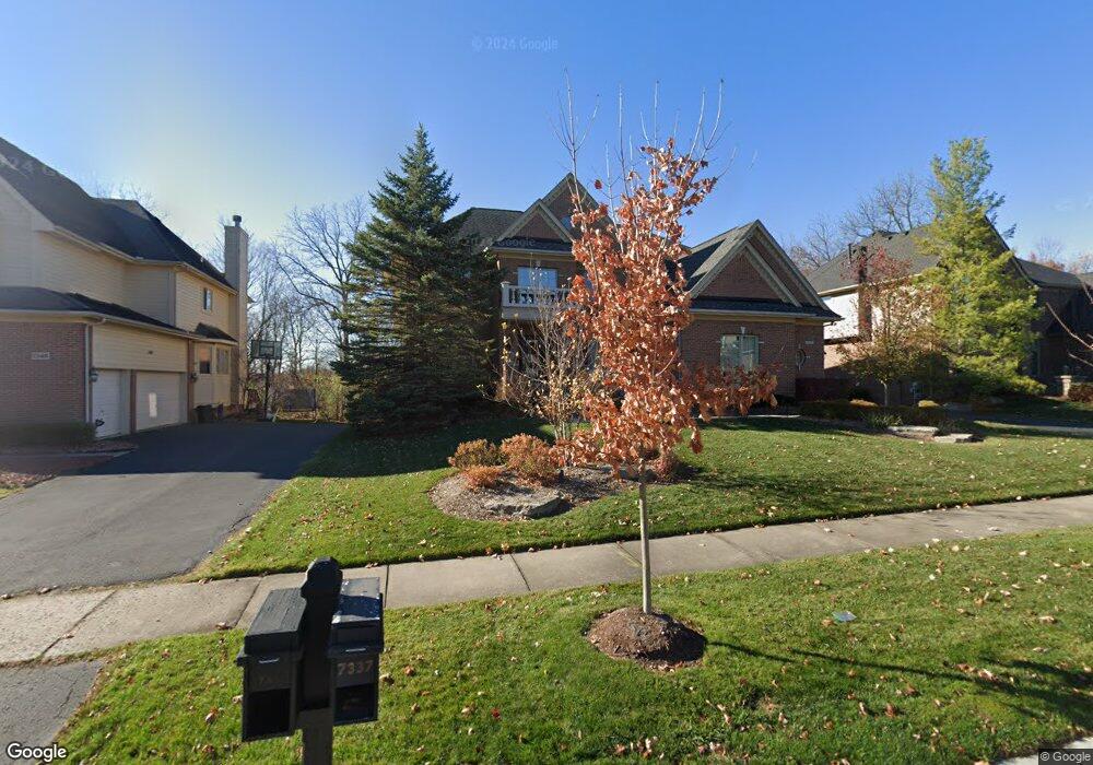 7332 Carlyle Crossing, West Bloomfield, MI 48322 - photo 1