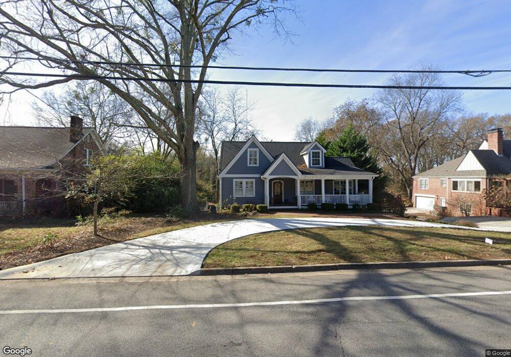 1103 Riverside Dr, Gainesville, GA 30501 - photo 1