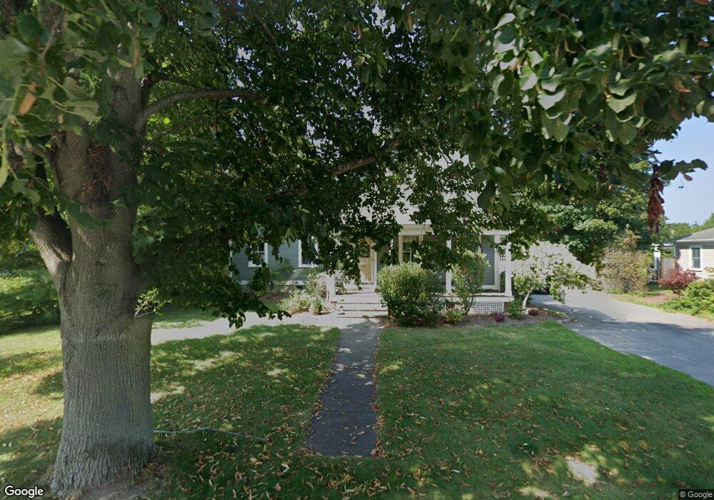 93 Alfred Drowne Rd, Barrington, RI 02806 - photo 1