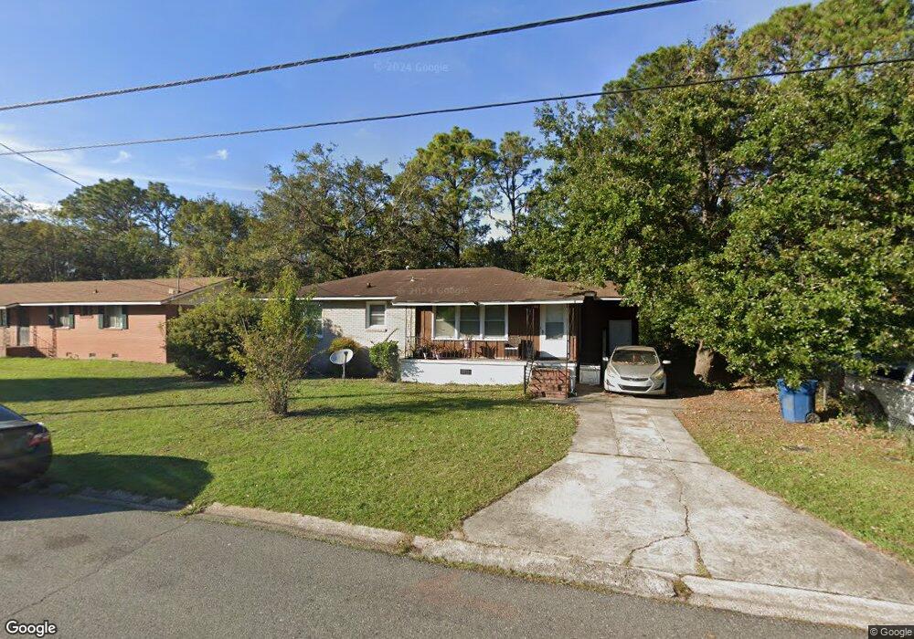 127 Wasp Dr, Brunswick, GA 31525 - photo 1