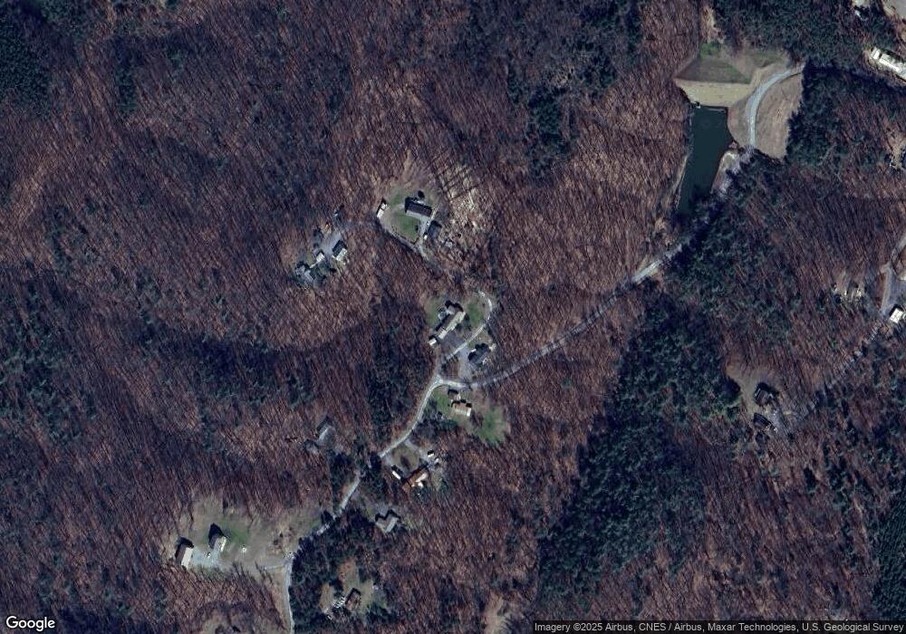 29 Avery Ln, Berkeley Springs, WV 25411 - photo 1