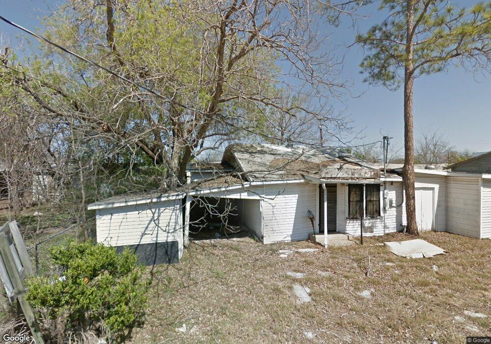 406 Michna St, Seguin, TX 78155 - photo 1