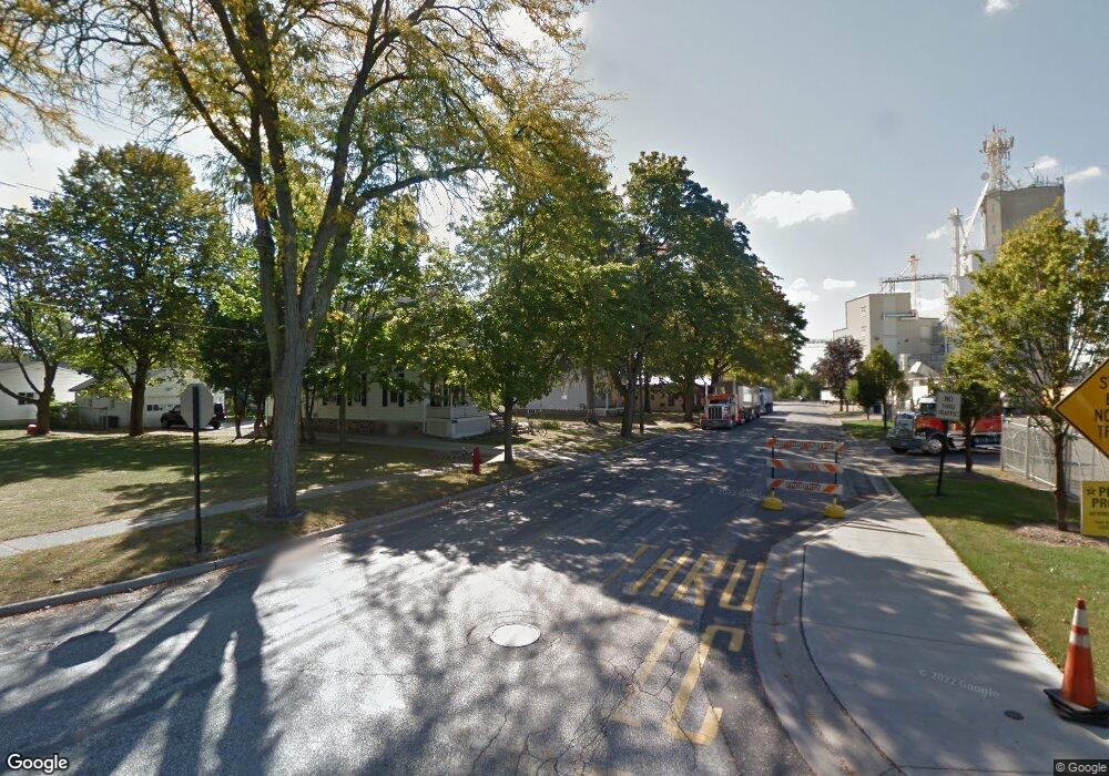 219 Hubinger St, Frankenmuth, MI 48734 - photo 1