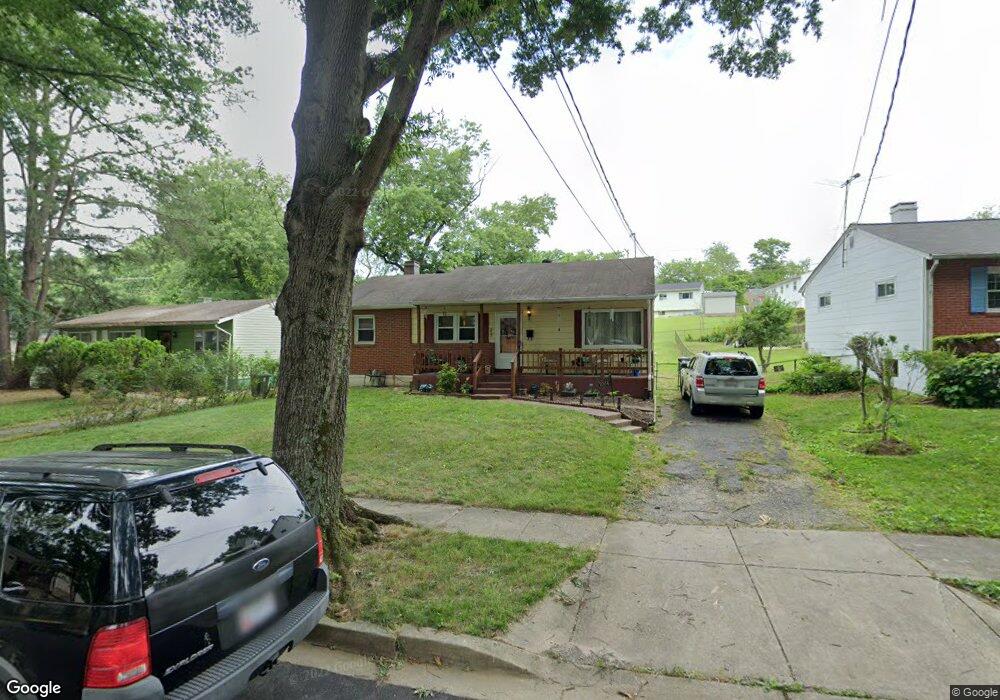 7004 Canyon Dr, Capitol Heights, MD 20743 - photo 1