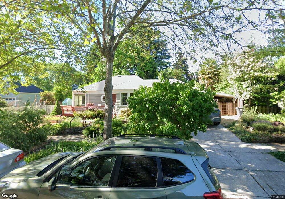 1336 W 10th Ave, Eugene, OR 97402 - photo 1