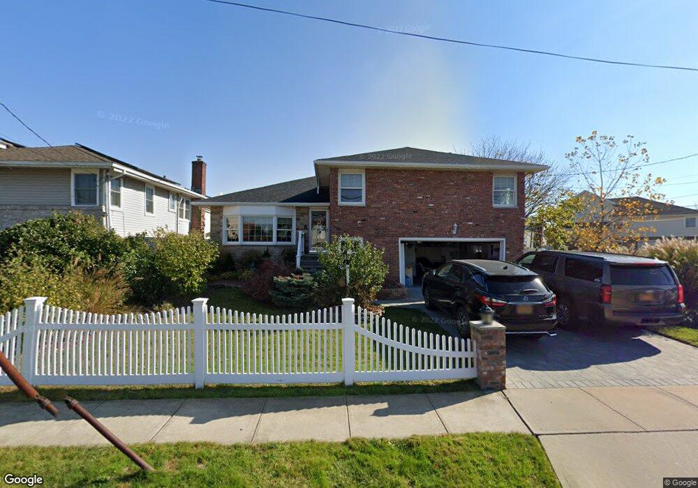 100 Greenway Rd, Lido Beach, NY 11561 - photo 1