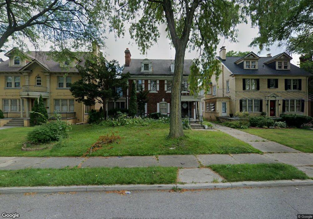 2225 Chicago Blvd, Detroit, MI 48206 - photo 1