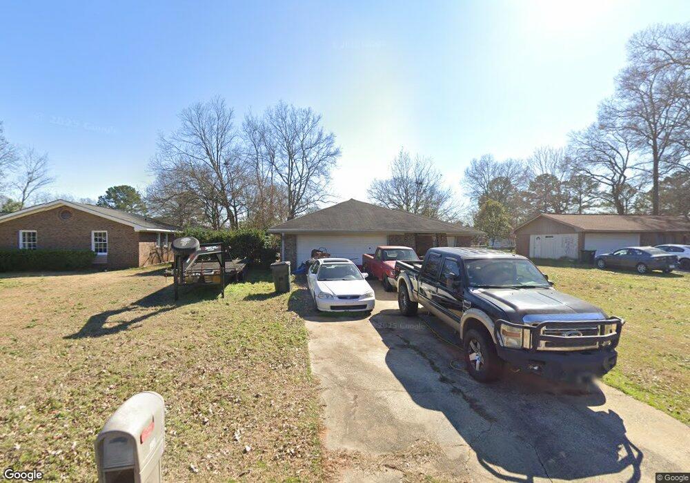 300 Forest Lake Ct, Warner Robins, GA 31093 - photo 1