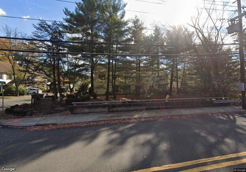 32 Chris Ct unit 1X, Fair Lawn, NJ 07410 - photo 1