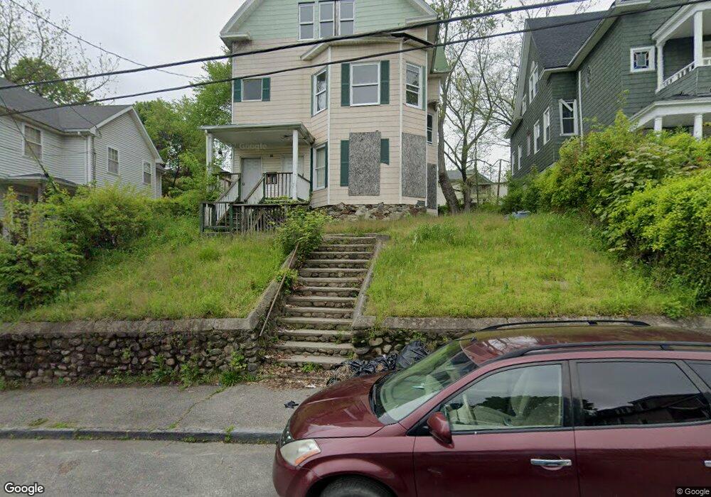 58 Elizabeth St, Waterbury, CT 06704 - photo 1