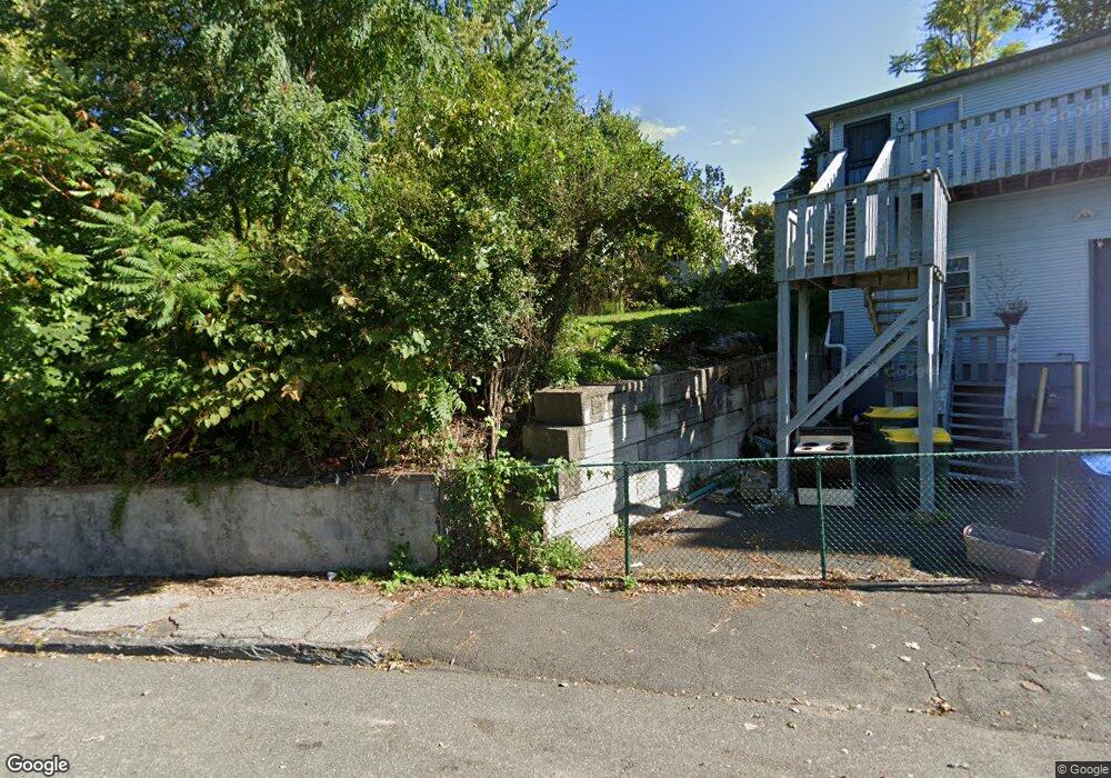 43 Lounsbury St, Waterbury, CT 06706 - photo 1