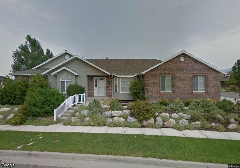 1218 W Stone Creek Ln, Layton, UT 84041 - photo 1