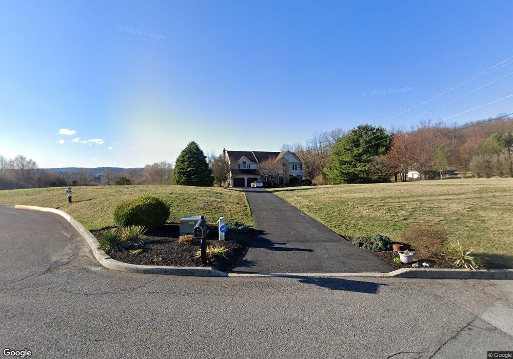 505 Tomlisa Ct, Reading, PA 19608 - photo 1