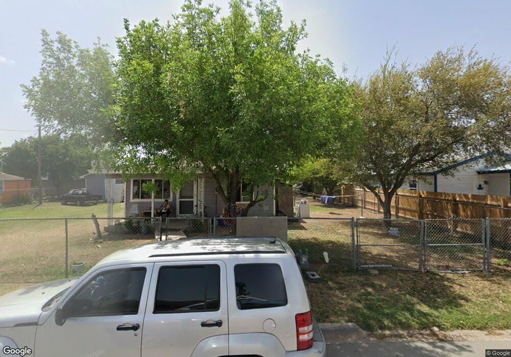 611 W Clark Ave, Pharr, TX 78577 - photo 1