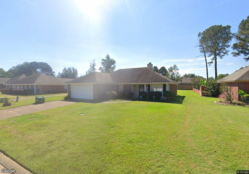 2031 Branch Creek Dr, Byram, MS 39272 - photo 1