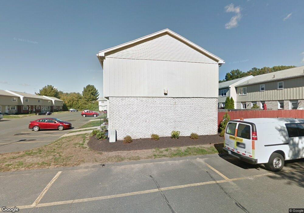 11 Yorktown Ct, Chicopee, MA 01020 - photo 1