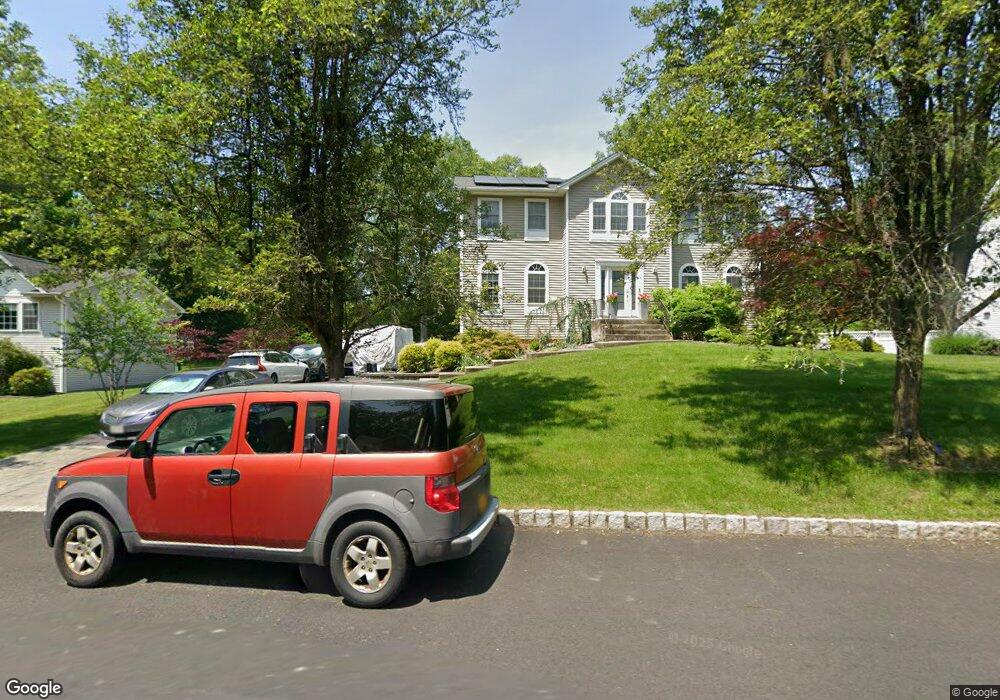 385 Kings Hwy, Valley Cottage, NY 10989 - photo 1