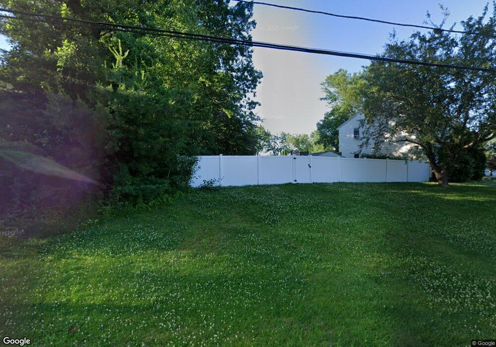 22 Bridal Path Rd, Dracut, MA 01826 - photo 1